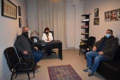 Συνάντηση της Φρόσως Καρασαρλίδου με προέδρους Κοινοτήτων του Δήμου Νάουσας