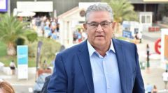 ΔΗΜΗΤΡΗΣ ΚΟΥΤΣΟΥΜΠΑΣ: Η πανδημία αντιμετωπίζεται με μέτρα προστασίας στους χώρους δουλειάς, ενίσχυση της δημόσιας Υγείας και επίταξη του ιδιωτικού τομέα