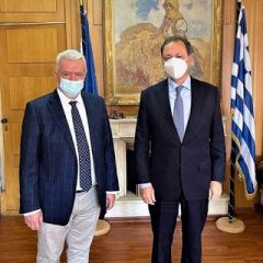 Mε τον Υπουργό Αγροτικής Ανάπτυξης συναντήθηκε ο Π. Γκυρίνης