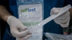 Η ΔΗΠΑΚ ΦΑΡΜΑΚΟΠΟΙΩΝ ΓΙΑ ΤΑ SELF TEST Μαζικά αξιόπιστα τεστ ανάλογα με τις επιστημονικές τους ενδείξεις από Κέντρα Υγείας και δομές δημόσιας Υγείας