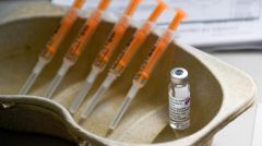 Ενα περιστατικό θρόμβωσης συσχετιζόμενο με το εμβόλιο της «AstraZeneca» έχει αναφερθεί ως τώρα στον ΕΟΦ