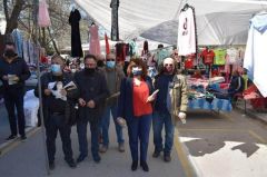 Την Λαϊκή της Αλεξάνδρειας επισκέφθηκε κλιμάκιο του ΣΥΡΙΖΑ ΠΡΟΟΔΕΥΤΙΚΗ ΣΥΜΜΑΧΙΑ