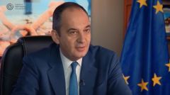 Κυνική ομολογία του εφοπλιστή Π. Λασκαρίδη για τις «σχέσεις» του εφοπλιστικού κεφαλαίου με τις εκάστοτε κυβερνήσεις. Σχόλιο του ΚΚΕ