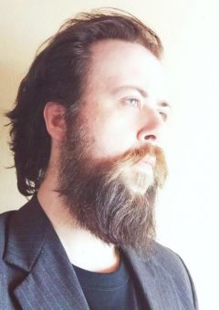 Νίκος Μόττας,  Γενικός Γραμματέας του Ελληνοκουβανικού Συνδέσμου Φιλίας και Αλληλεγγύης Θεσσαλονίκης, συγγραφέας: «Ο Τσε Γκεβάρα παραμένει μέχρι σήμερα φωτεινό παράδειγμα για όλους όσους αγωνίζονται για έναν καλύτερο κόσμο»