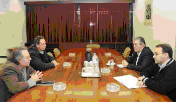 ΔΗΜΗΤΡΗΣ ΚΟΥΤΣΟΥΜΠΑΣ:Να στηριχτεί ο τοπικός και ο περιφερειακός Τύπος