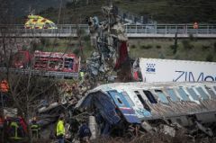 Οι σιδηρόδρομοι ανοίγουν ... ακριβώς όπως έκλεισαν!