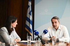 Παραπέρα αντιδραστικές αλλαγές στον πυρήνα του κράτους