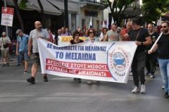 «Ανθρακες» οι «πρώτη φορά αυξήσεις» στο Δημόσιο και η ενίσχυση των συνταξιούχων