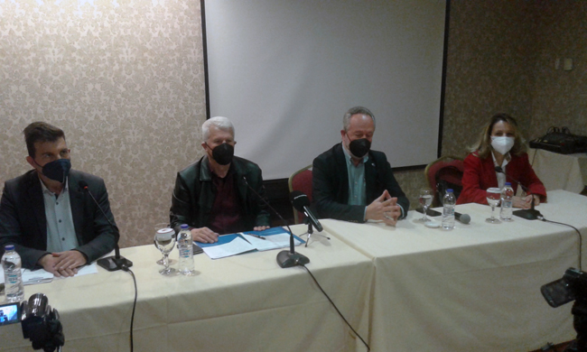 Συνέντευξη Τύπου της ΑΔΕΔΥ: «Κατακρημνίζουν κατακτήσεις των εργαζομένων»