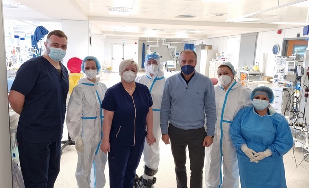 Η ουσία και η επικοινωνία…