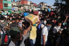 Η ΠΑΝΔΗΜΙΑ ΣΤΟΝ ΚΟΣΜΟ: Πάνω από 10,5 εκατ. παιδιά έχουν χάσει έναν ή και τους δύο γονείς