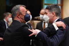 ΤΑΜΕΙΟ ΑΝΑΚΑΜΨΗΣ: Ενισχύσεις στους ομίλους με μπαράζ από αντιλαϊκά ορόσημα