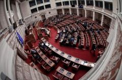 «Εκτός κάδρου» το αντιλαϊκό κράτος...