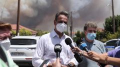 ΚΥΡ. ΜΗΤΣΟΤΑΚΗΣ: Συνεχίζει να προκαλεί τους πυρόπληκτους λέγοντας τους ότι η κυβέρνηση κάνει το «καλύτερο δυνατό»