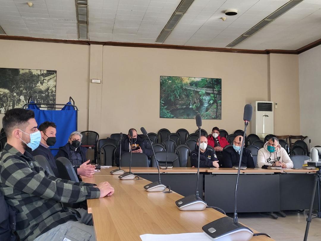 Ευρεία σύσκεψη για τον συντονισμό της τέλεσης του ιστορικού δρώμενου της Νάουσας «Γενίτσαροι και Μπούλες», με την αυστηρή τήρηση όλων των υγειονομικών μέτρων