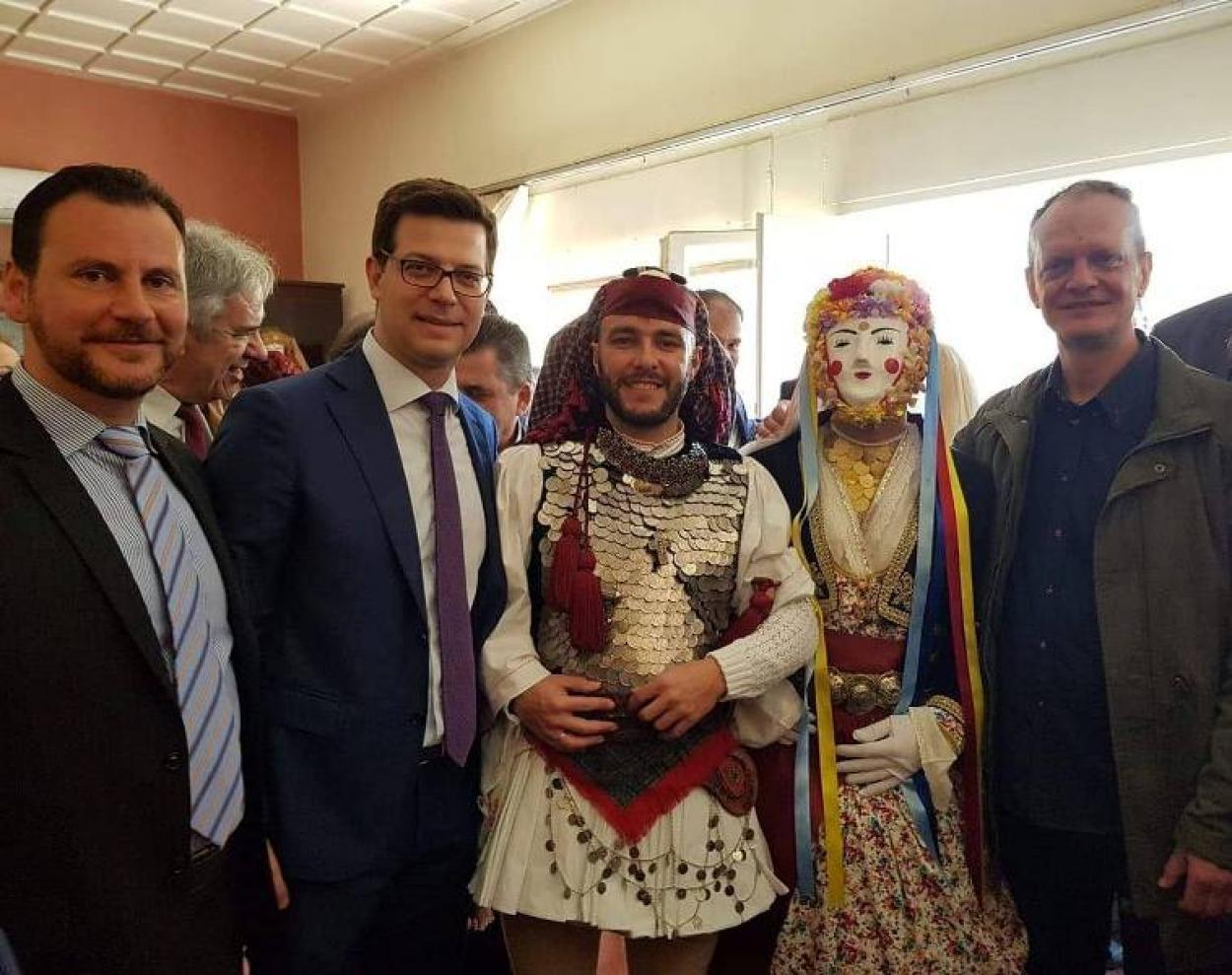 Αγγελος Τόλκας: «Θάνο Πλεύρη με το ένα χέρι έδινες την άδεια και με το άλλο έβαζες το πρόστιμο!»