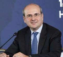 Απαντήσεις Χατζηδάκη στα αιτήματα της Διεπαγγελματικής Πυρηνόκαρπων