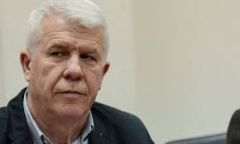 Δημήτρης Μπράτης προεδρεύων της ΑΔΕΔΥ: «Ο κόσμος έχει φτάσει στο απροχώρητο»