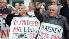 Τουλάχιστον ένας στους τρεις συνταξιούχους ζει με λιγότερα από 500 ευρώ!