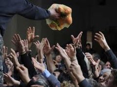 Γροθιά στο στομάχι...
