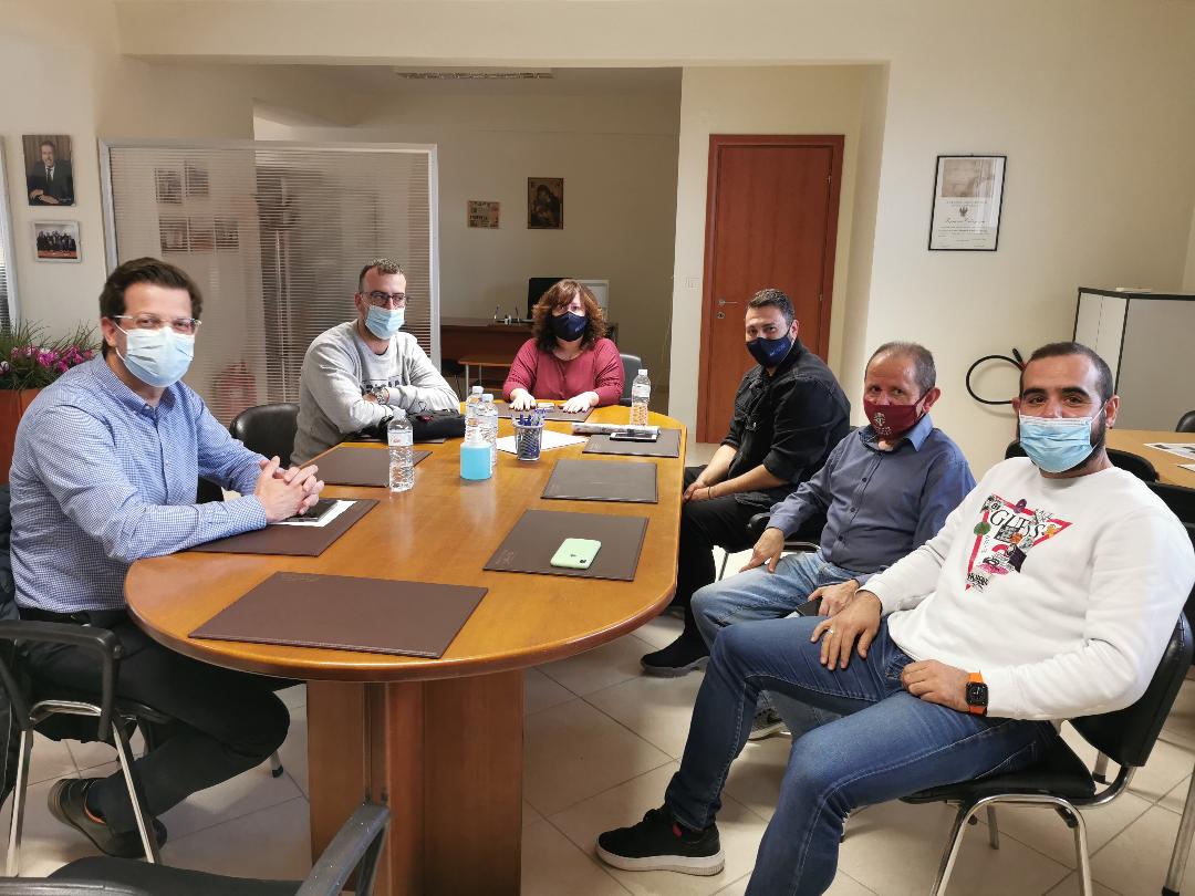 Επισκέψεις Άγγελου Τόλκα σε Λαϊκή Αγορά και Εμπορικό Σύλλογο Βέροιας