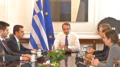 Κι άλλες «ασπιρίνες» για την ακρίβεια που επιβεβαιώνουν ότι ο λαός θα συνεχίσει να στενάζει