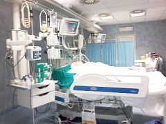 ΠΑΝΔΗΜΙΑ: Στο ίδιο έργο θεατής ο λαός, με «νέα» και παλιά μέτρα που οδηγούν σε αδιέξοδο