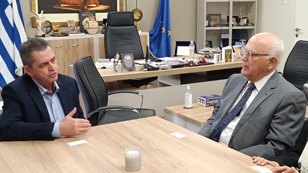 Επίσκεψη Πρέσβη της Δημοκρατίας της Κούβας στην Αθήνα στον Αντιπεριφερειάρχη Ημαθίας