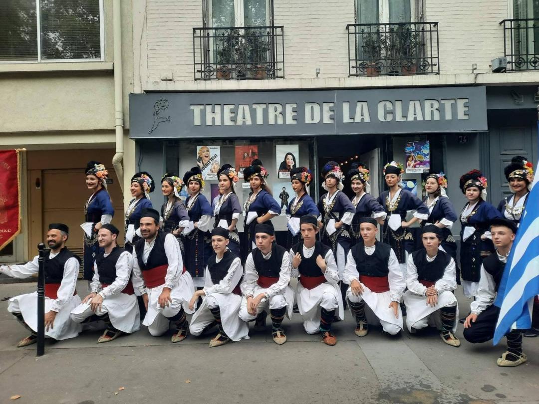 Πρωτιά για το Τμήμα Λαογραφίας Κ.Ε.Π.Α. Βέροιας στο φολκλορικό φεστιβάλ στο Παρίσι International Competition and Festival of Folklore, Dance and Music “ETOILES DE PARIS”