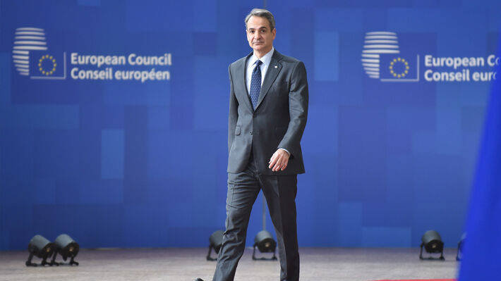 ΚΥΡΙΑΚΟΣ ΜΗΤΣΟΤΑΚΗΣ: Μιλάει για "στήριξη" των φτωχότερων όταν φέρνει 6,2 δισ. επιπλέον φόρους το 2024