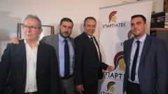 Ανοιχτός πόλεμος στους μπροστινούς του Κασιδιάρη