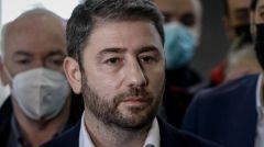 Απόπειρα παρακολούθησης του τηλεφώνου του κατήγγειλε ο Νίκος Ανδρουλάκης