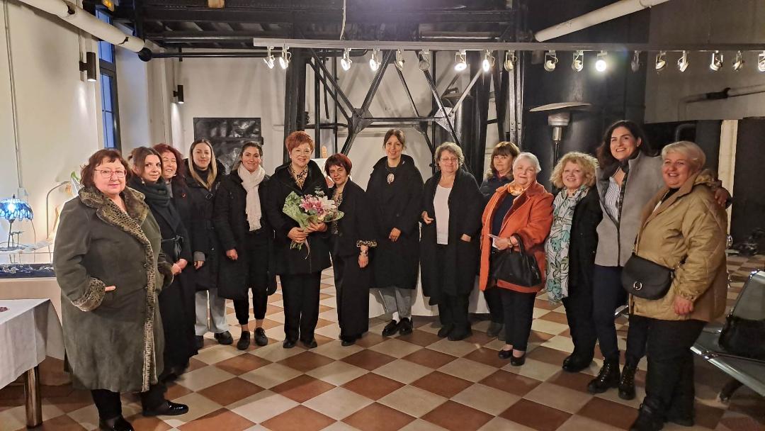  Άνοιξε τις πύλες της στο κοινό η έκθεση χειροποίητων κατασκευών γυναικών της Νάουσας