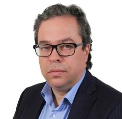 Επικοινωνιακοί ακροβατισμοί στα εθνικά θέματα