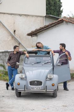 Το Μουσικό Κινητό Περίπτερο ΚΕΠΑ συνεχίζει το ταξίδι του:  Την Πέμπτη 15/9 και ώρα 9μ.μ. κάνει στάση στην Δημοτική Αγορά με το σχήμα ΦΛΕ