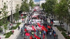 ΠΑΜΕ: Συνεχίζουμε, δυναμώνουμε τους αγώνες μας! Νόμος είναι το δίκιο του εργάτη!
