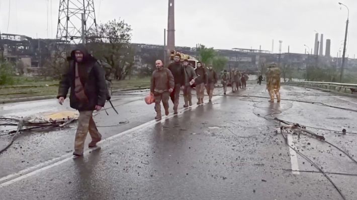 Στους 1.730 οι μαχητές του ναζιστικού Τάγματος Αζόφ που παραδόθηκαν στο «Αζοφστάλ»