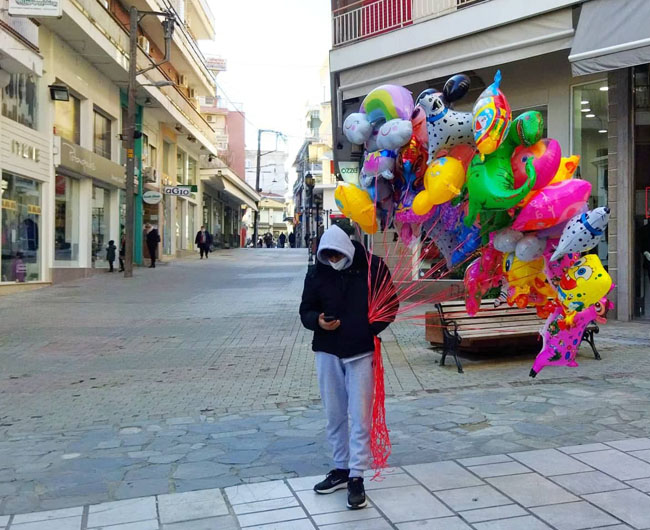 Βέροια: Ελάχιστα μαγαζιά άνοιξαν...