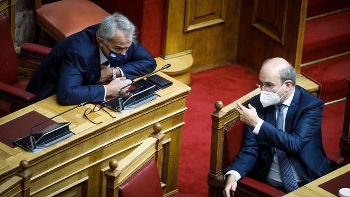 ΚΥΒΕΡΝΗΤΙΚΑ ΣΤΕΛΕΧΗ: Επικαλούνται τις δημοσιονομικές «αντοχές» για τα αιτήματα των αγροτών