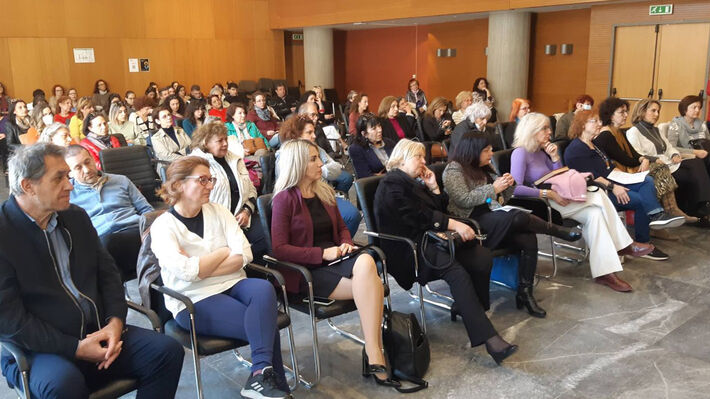 ΕΚΔΗΛΩΣΗ ΤΟΥ ΚΚΕ ΣΤΗ ΘΕΣΣΑΛΟΝΙΚΗ: Αναδείχθηκε η σπουδαία συνεισφορά της γυναίκας στη λογοτεχνία 