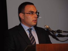 Μανώλης Ξυνάδας, πρόεδρος ΕΜΙΠΗ: «Μπορώ να πω ότι τα πράγματα είναι καλύτερα από ότι στο παρελθόν , γνωρίζουμε περισσότερα στοιχεία σχετικά με την τοπική μας ιστορία.»