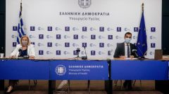 ΚΟΡΟΝΟΪΟΣ: Μ. Θεοδωρίδου: Παρόμοιες και ηπιότερες οι παρενέργειες της τρίτης δόσης