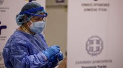 Ανοχύρωτος παραμένει ο λαός, δραματική η κατάσταση στα Νοσοκομεία