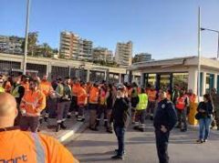 ΕΡΓΑΤΟΫΠΑΛΛΗΛΙΚΟ ΚΕΝΤΡΟ ΝΑΟΥΣΑΣ: Στεκόμαστε στο πλευρό των εργατών της COSCO! Κανένας εργάτης θυσία για τα κέρδη!