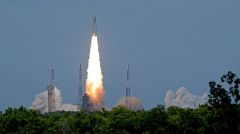 Διαστημόπλοιο της Ινδίας σε τροχιά γύρω από τη Σελήνη