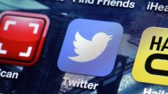 Ο Ίλον Μάσκ εξαγόρασε το Twitter