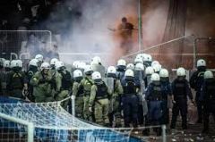 Μία από τα ίδια