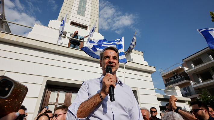 ΚΥΡΙΑΚΟΣ ΜΗΤΣΟΤΑΚΗΣ: Υποσχέθηκε «προοπτική» για το μεγάλο κεφάλαιο και ένταση της αντιλαϊκής πολιτικής