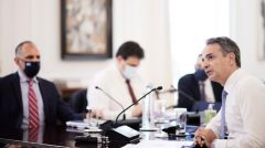 ΚΥΡΙΑΚΟΣ ΜΗΤΣΟΤΑΚΗΣ: Προπληρωμένη κάρτα σε εμβολιασμένους νέους