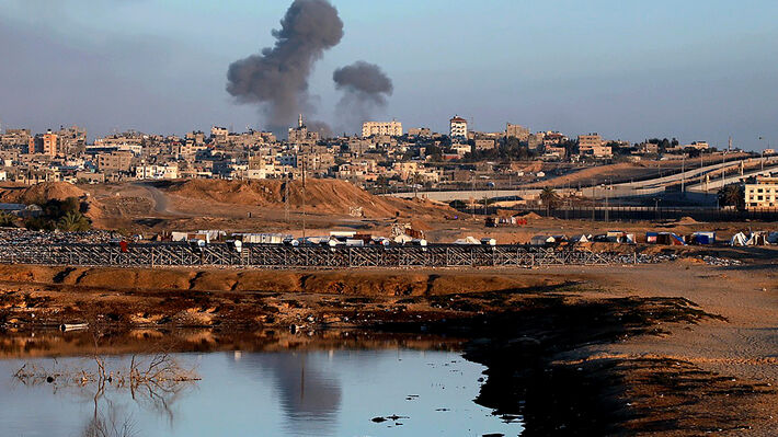 Ένταση των φονικών ισραηλινών επιχειρήσεων στη Ράφα και φόβοι για ολοκληρωτική ανθρωπιστική καταστροφή